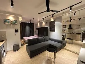 Studio Apartment at Hiranandani estate - New York Theme - Kolshet