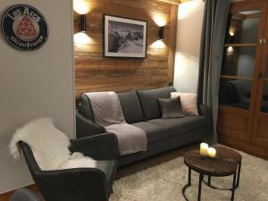 Appartement 4-5 personnes skis aux pieds piscine intérieure sauna hammam