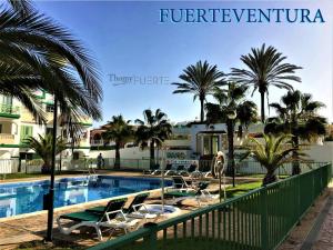 Modern apartment in Caleta de Fuste 60m² with shared pool