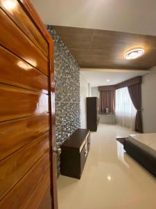 Ciudad Esperanza near Davao Airport