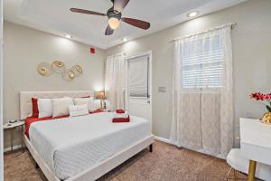 Romance in the City 1 Bdrm Studio in Downtown St Pete