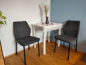 Modernes Zimmer mit kostenlosem Parkplatz - LIMA Vermietung