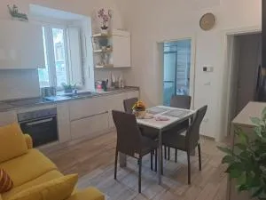 BeB, Bed and Breackfast Letizia, Deliceto FG - Panni