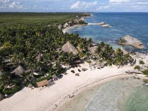 King Studio with Balcony, Rooftop Pool in Trendy Aldea Zama