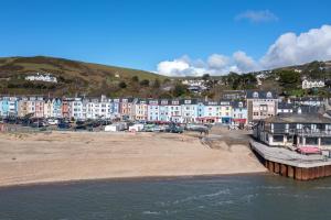 Beach Front flat in Aberdovey