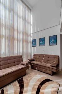 AP novo com Piscina 1 quadra do mar