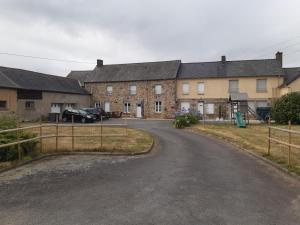 Maisons de vacances Gites L etape conviviale : Maison 2 Chambres
