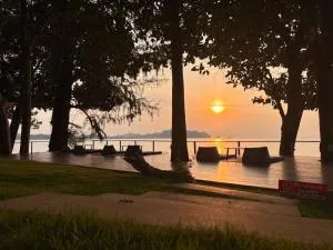 Marina Resort Koh Phayam Ranong - Kawthaung