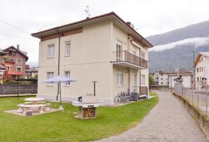 Miralago - 8 min Walk to Bernina Express