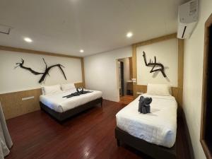 Marina Resort Koh Phayam Ranong