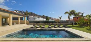 5 bedrooms Villa Costa Adeje