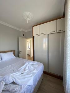 Detached villa in antkoop