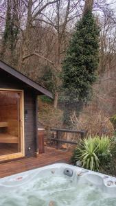 Appartements Black & White Suite & SPA - Sauna & Jacuzzi : photos des chambres