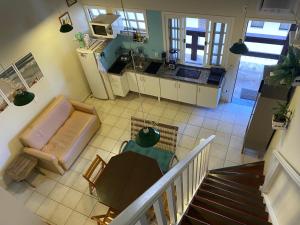 SUN Flat Maresias !! 2 Quartos Piscina Churrasqueira WiFi Estacionamento 230m da Praia