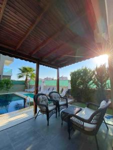 Detached and luxury villa in kadriye