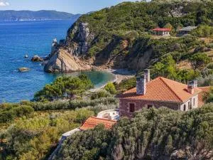 St George's House - Kallithéa