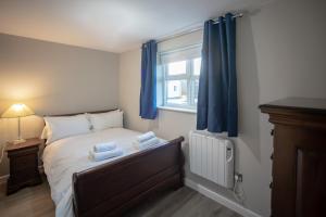 Modern Town Centre Apartment