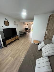 Appartements le Cocon des Vignes, cosy, climatise, wifi, parking prive : photos des chambres
