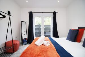 Casa di pietra - Cardiff City centre apartment with patio, Free private parking