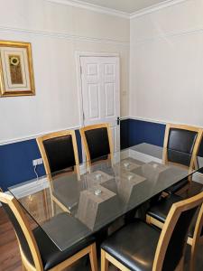 Spacious & Stylish Pet-Friendly Home I Perfect for Short or Long Stays