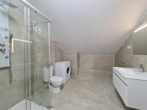 Appartements 6-person apartment in sea view villa with jacuzzi : photos des chambres