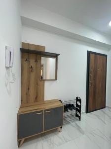 "V" apartment