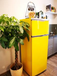 Cozy Studio 50 meters from the Metro