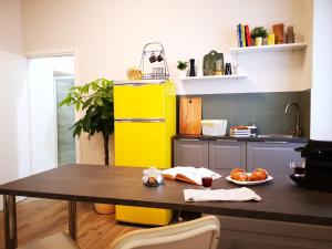 Cozy Studio 50 meters from the Metro