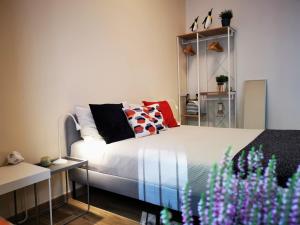 Cozy Studio 50 meters from the Metro