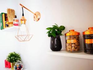 Cozy Flat 50 Meters from the Metro