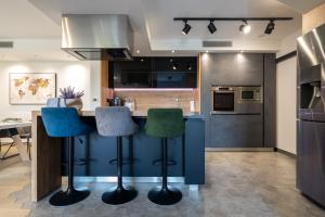 Luxury apartment with heated pool - Tekla