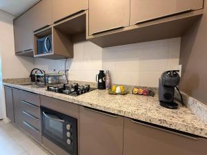 Sunclub condomínio novíssimo frente mar