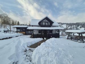 Casa Izvorul Rarăului