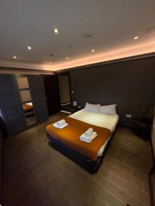 London Bridge Stay