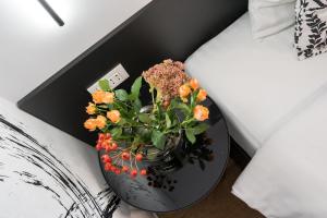 Sunny Studio - Charming Balcony - Romana Square