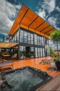 Principado dos Galgos, Chácara - Erval