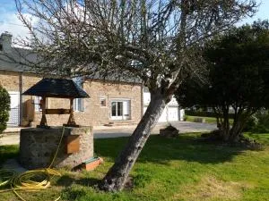 Farmhouse in an amazing private park - Vannes
