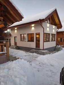 Casutele dintre brazi