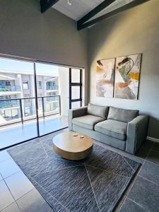 West Coast Apartment