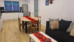 Appartements LOCATION SAISONNIERE PRES DE LA MER avec ROOFTOP : photos des chambres
