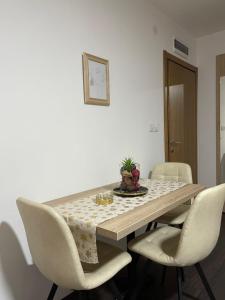 Apartment Magic snow