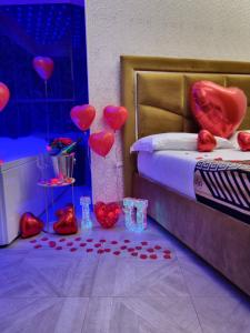 Twin Towers Naples Luxury