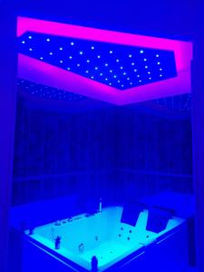 Twin Towers Naples Luxury