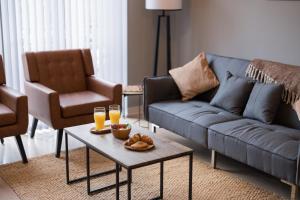 PARKING & GAMES City Centre Sleeps 6