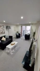 Seaside Serenity - The Mumbles