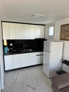 Sea Holiday Apartments