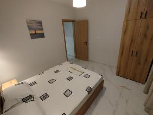 Central Apartment II