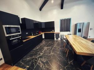 Villas Grande maison moderne 5 chambres : photos des chambres