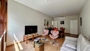 Apartamentos 130m2 Rua Santa Clara Vista Livre 7º ou 9º piso