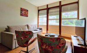 Apartamentos 130m2 Rua Santa Clara Vista Livre 7º ou 9º piso